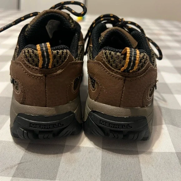 Kids Brown Sneakers - Picture 3 of 7